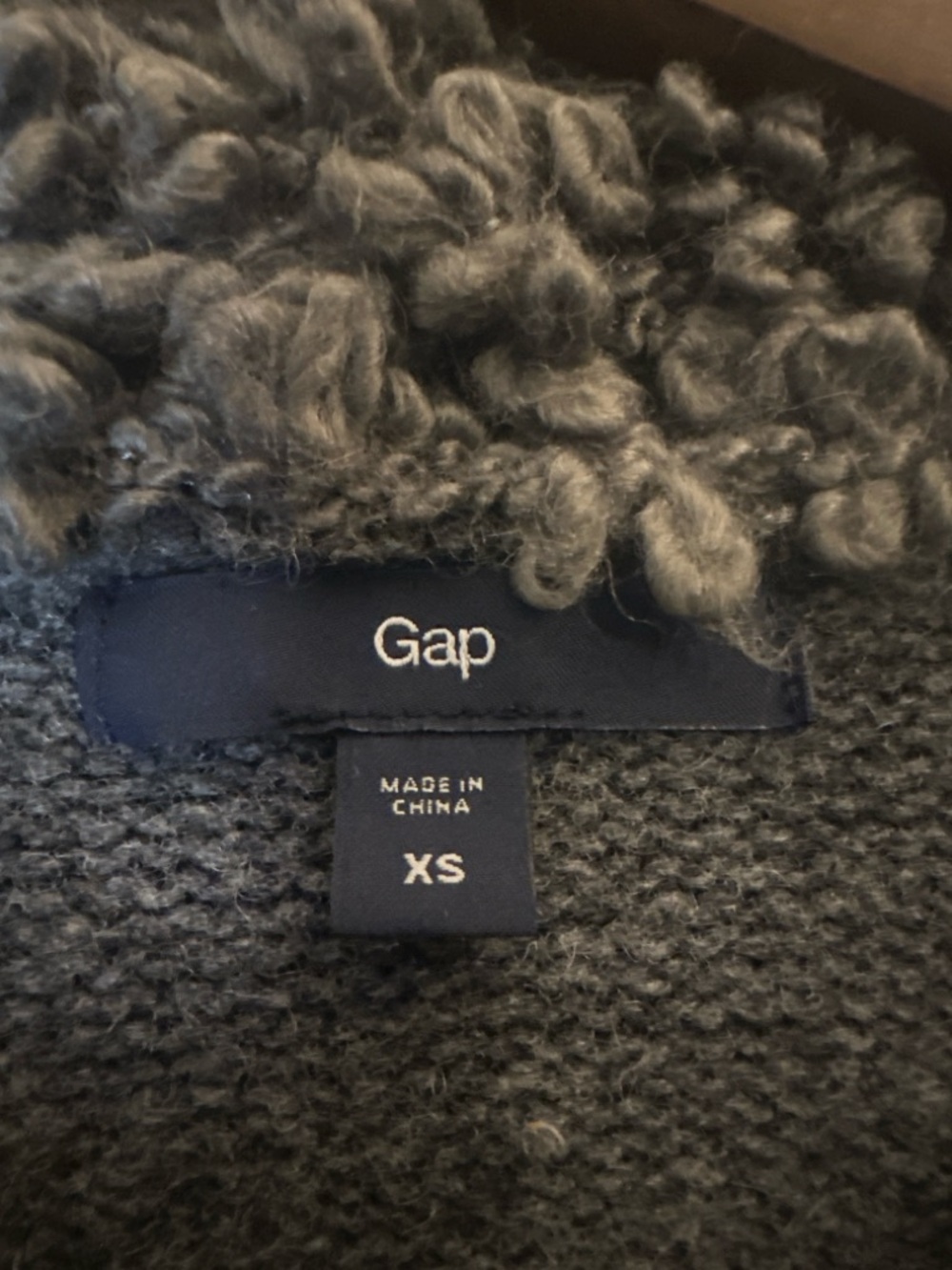 Gap Wool Cardigan Jacket XS Gray Sherpa Collar Button Front Cozy Classic - Picture 5 of 7
